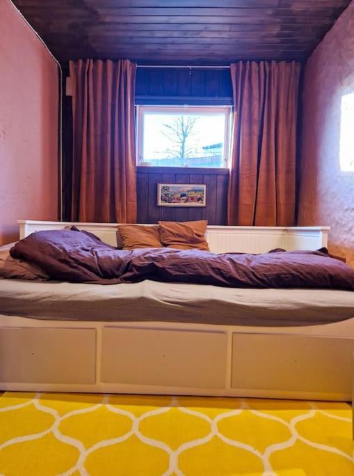 Cosy Ground Floor Apartment With Three Bedrooms Bergen Eksteriør bilde