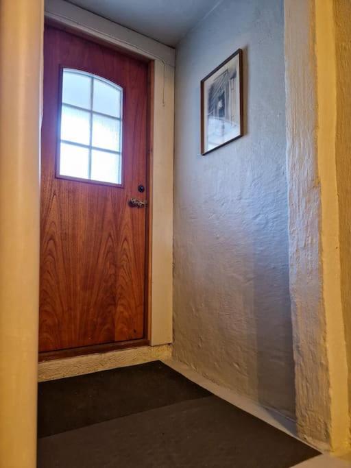 Cosy Ground Floor Apartment With Three Bedrooms Bergen Eksteriør bilde